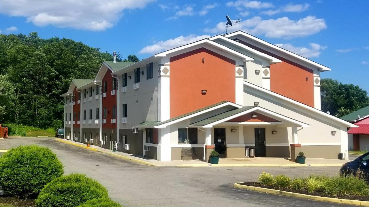 Super 8 By Wyndham Salem Va Motel Eksteriør bilde